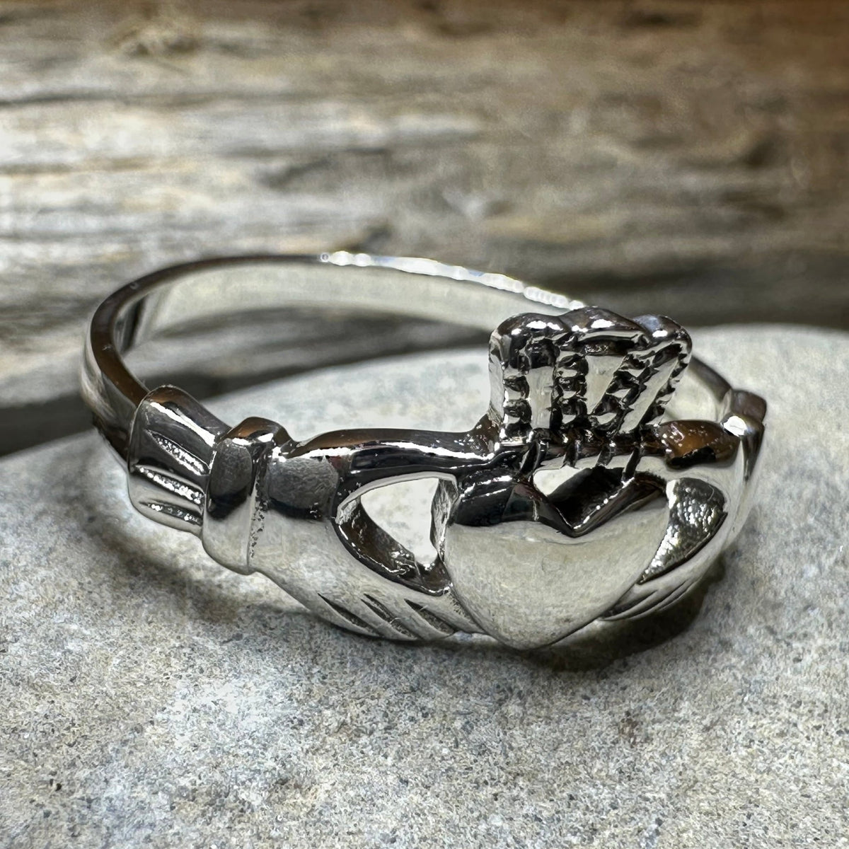 Vow Irish Claddagh Ring Ring La Vie Bien Vow Irish Claddagh Ring