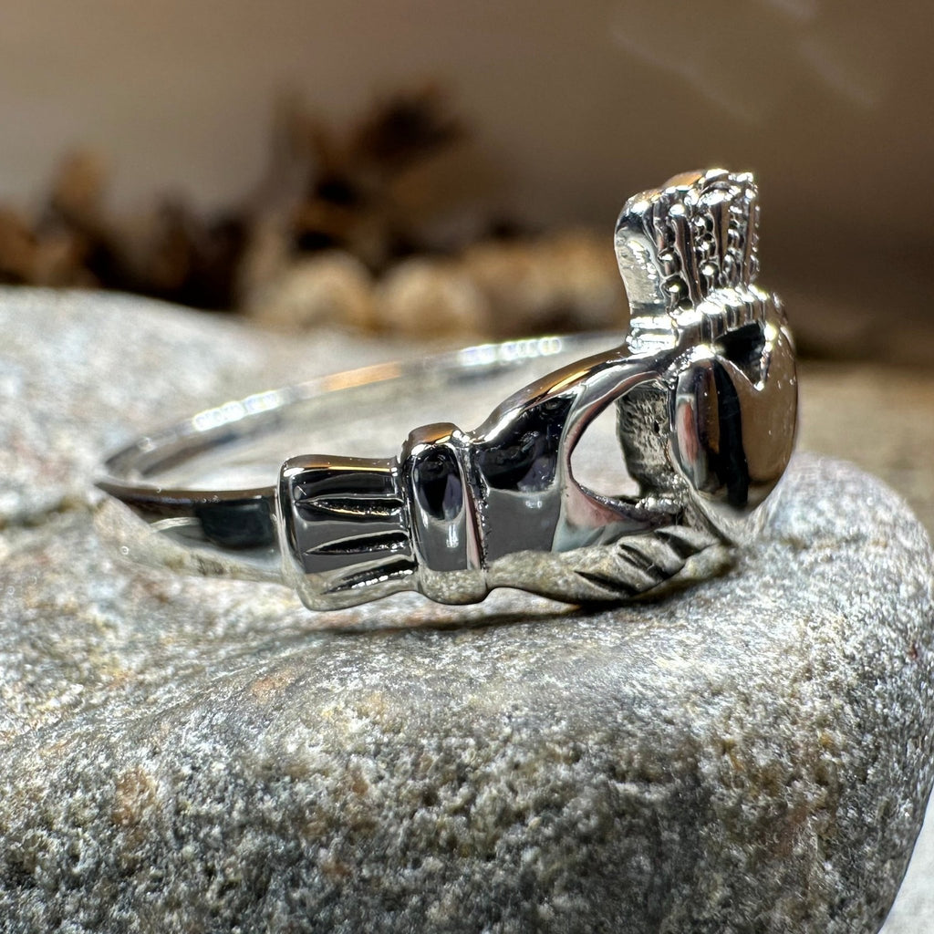 Vow Irish Claddagh Ring Ring La Vie Bien Vow Irish Claddagh Ring