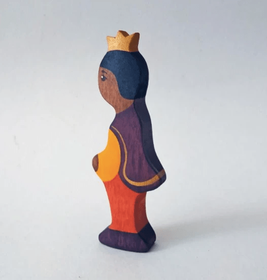 Waldorf Wooden Prince and Princess Figures by PoppyBabyCo