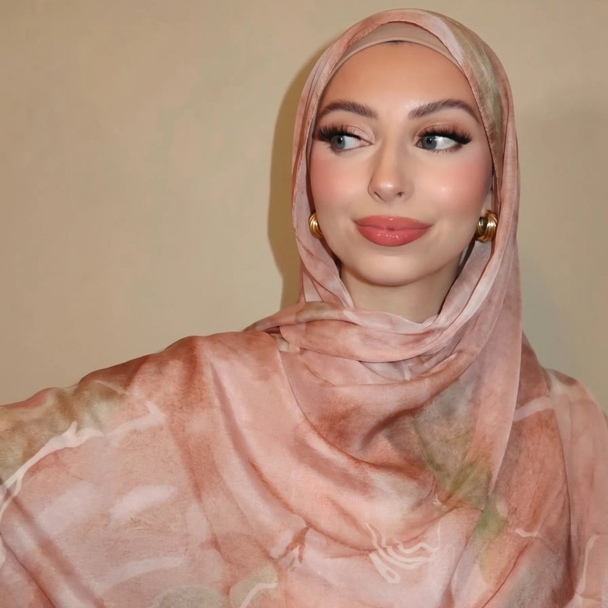 Watercolour Wash Hijab Scarf(MH240) La Vie Bien Watercolour Wash Hijab Scarf(MH240)