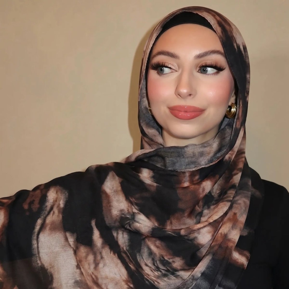 Watercolour Wash Hijab Scarf(MH240) La Vie Bien Watercolour Wash Hijab Scarf(MH240)
