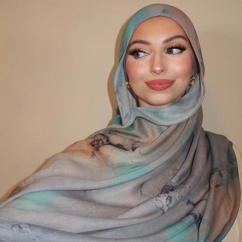 Watercolour Wash Hijab Scarf(MH240) La Vie Bien Watercolour Wash Hijab Scarf(MH240)