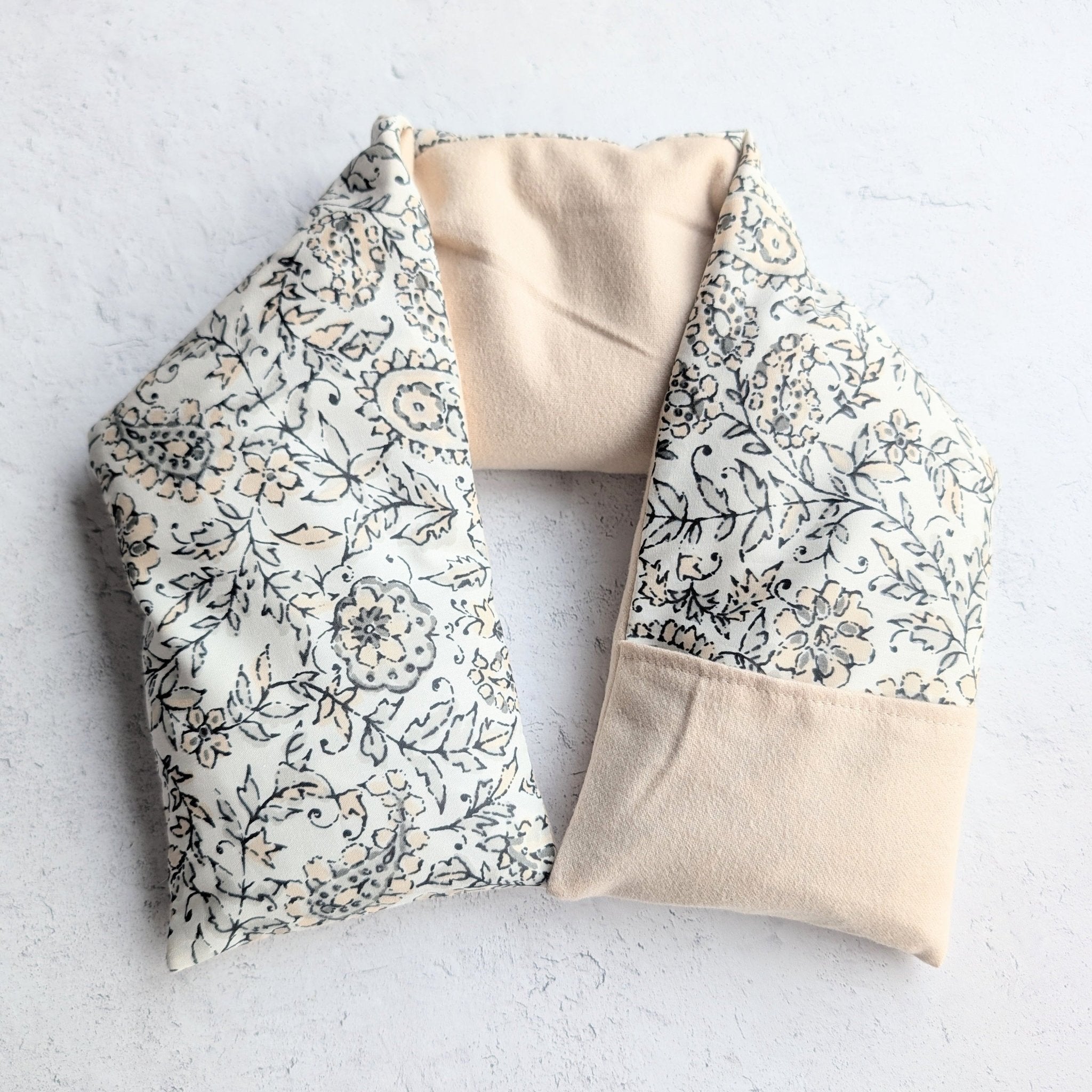 Weighted Neck Wrap - White Paisley La Vie Bien Weighted Neck Wrap - White Paisley