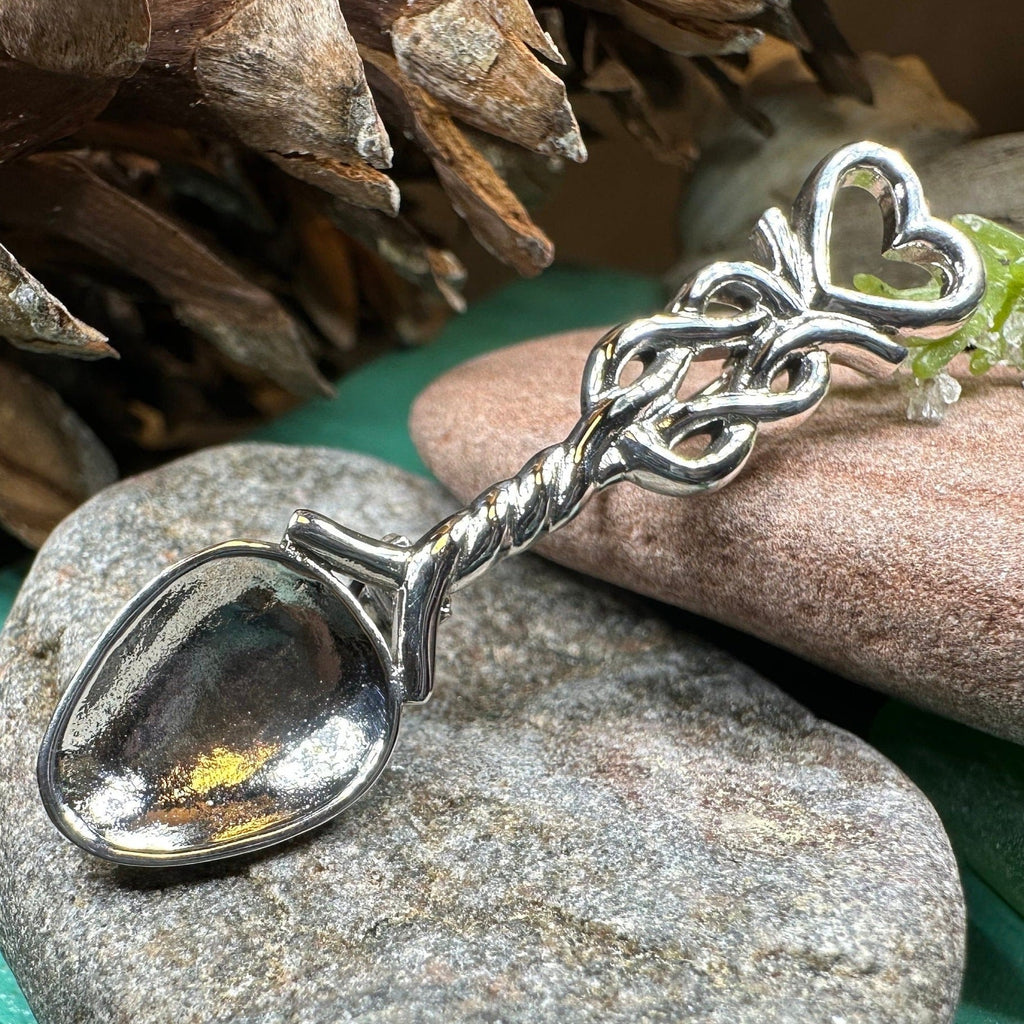 Welsh Celtic Heart Love Spoon Brooch - Sterling Silver Pin Brooch La Vie Bien Welsh Celtic Heart Love Spoon Brooch - Sterling Silver Pin