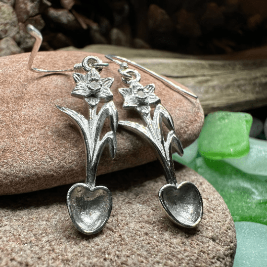 Welsh Daffodil Love Spoon Earrings Dangle Earrings La Vie Bien Welsh Daffodil Love Spoon Earrings