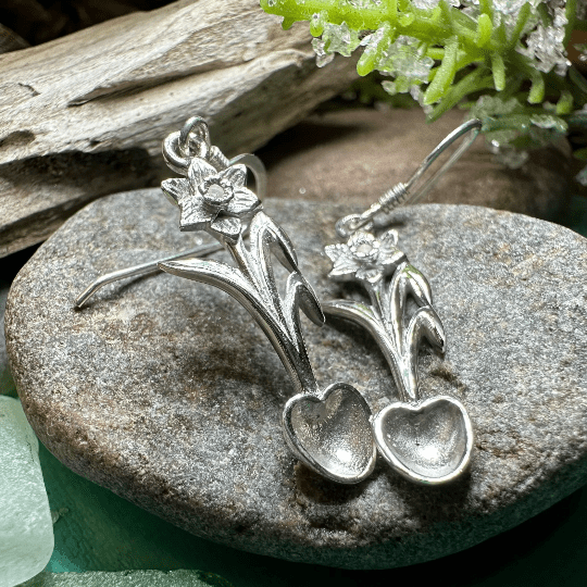 Welsh Daffodil Love Spoon Earrings Dangle Earrings La Vie Bien Welsh Daffodil Love Spoon Earrings