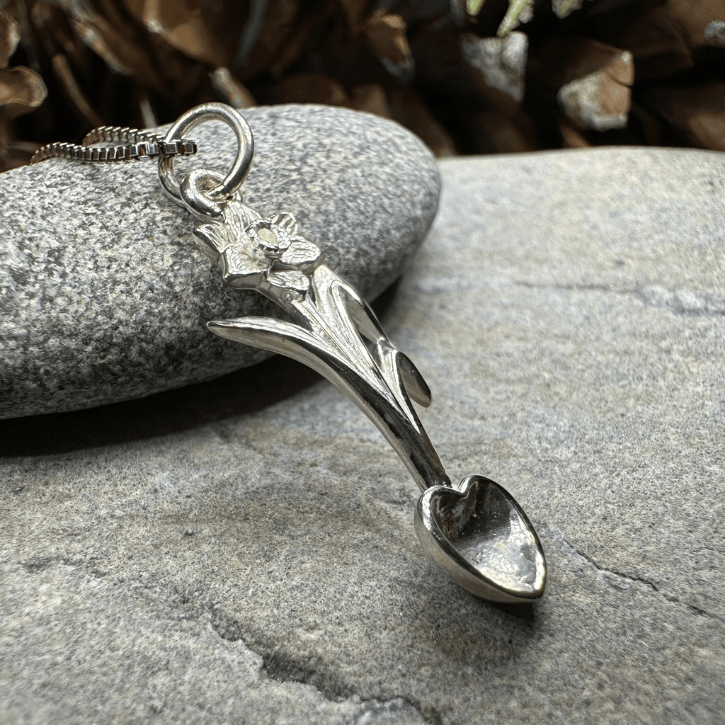 Welsh Daffodil Love Spoon Necklace Pendant La Vie Bien Welsh Daffodil Love Spoon Necklace