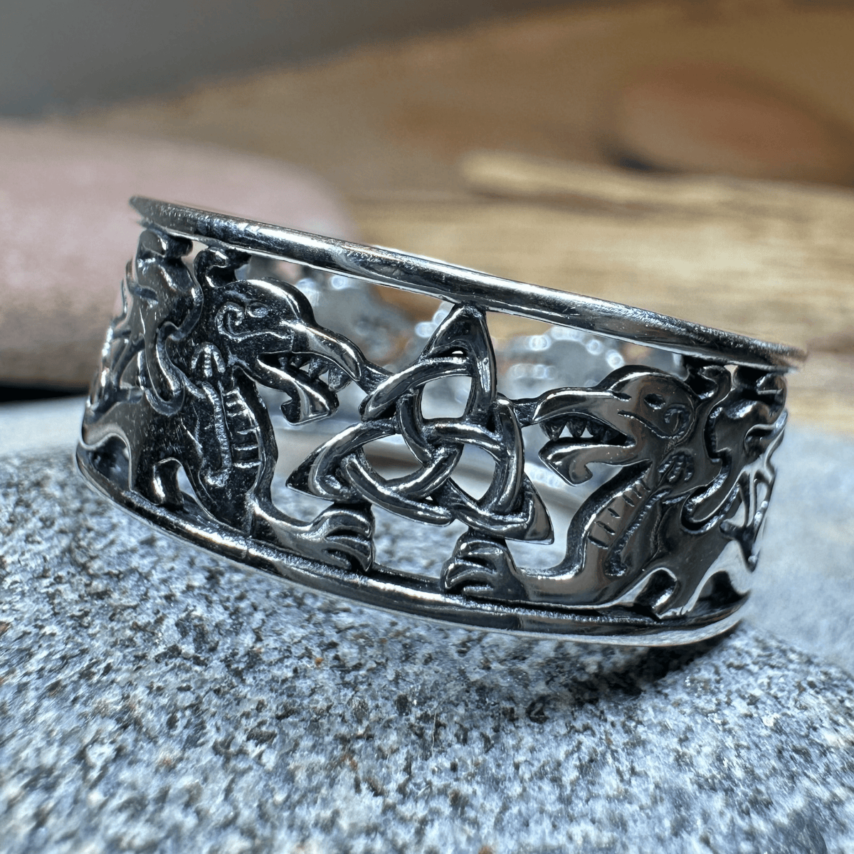 Welsh Dragon Band Ring Ring La Vie Bien Welsh Dragon Band Ring