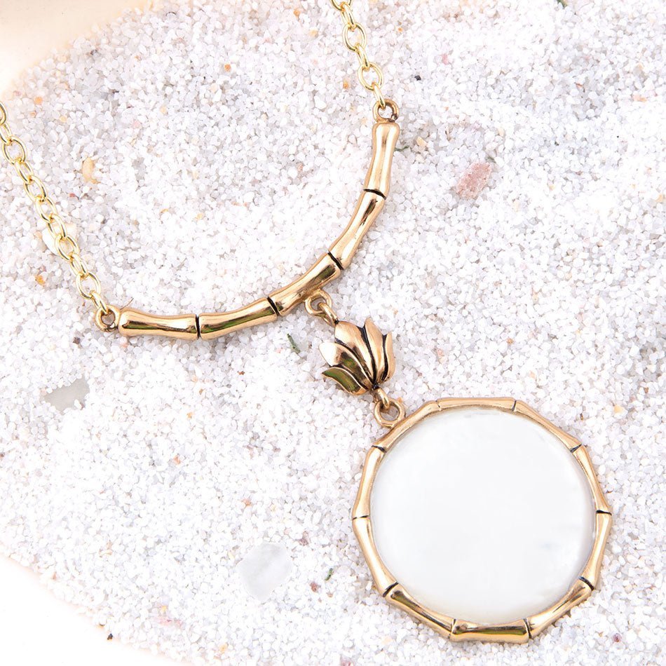 White Mother of Pearl Golden Statement Pendant Necklace Earrings La Vie Bien White Mother of Pearl Golden Statement Pendant Necklace