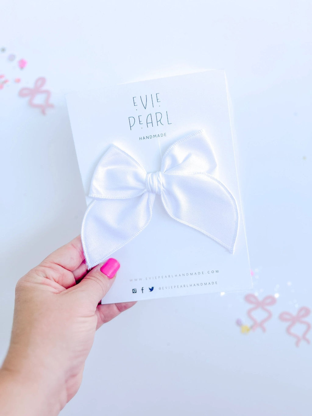 White Solid Medium Bow by Evie Pearl Handmade