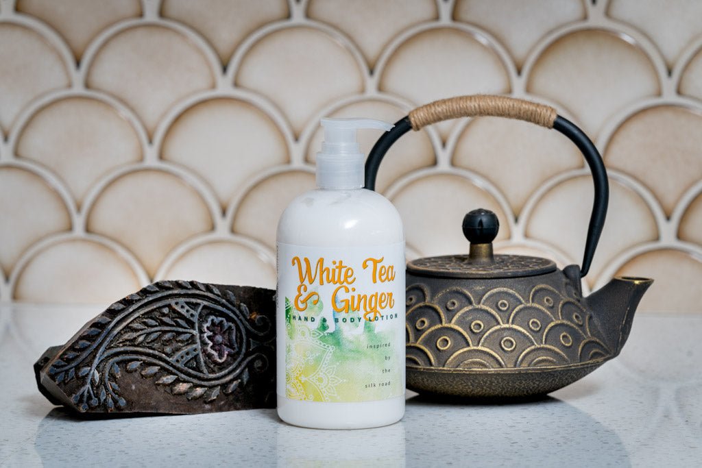 WHITE TEA & GINGER HAND & BODY LOTION 16 oz or 2 oz BUTTERS & SALVES La Vie Bien WHITE TEA & GINGER HAND & BODY LOTION 16 oz or 2 oz