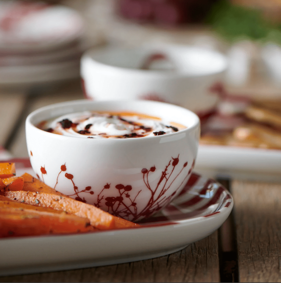 Winterberries Dinnerware & Serving Pieces Dishes La Vie Bien Winterberries Dinnerware & Serving Pieces