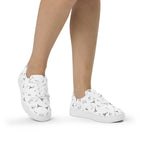 Women’s Parisian Elegance lace-up canvas shoes by La Vie Bien