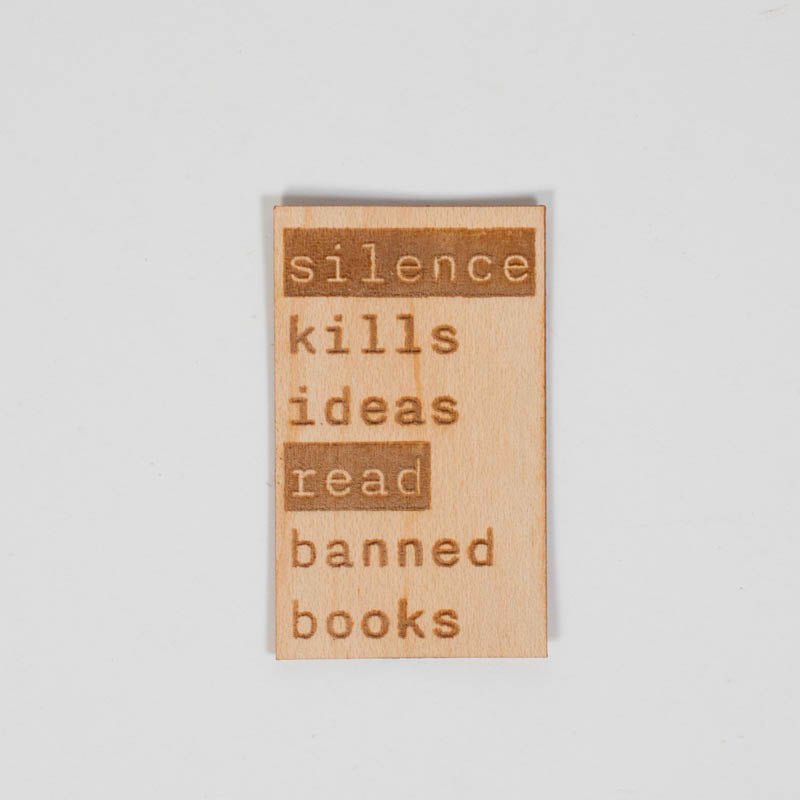 Wood Sticker | Read banned books - typewriter Stickers La Vie Bien Wood Sticker | Read banned books - typewriter