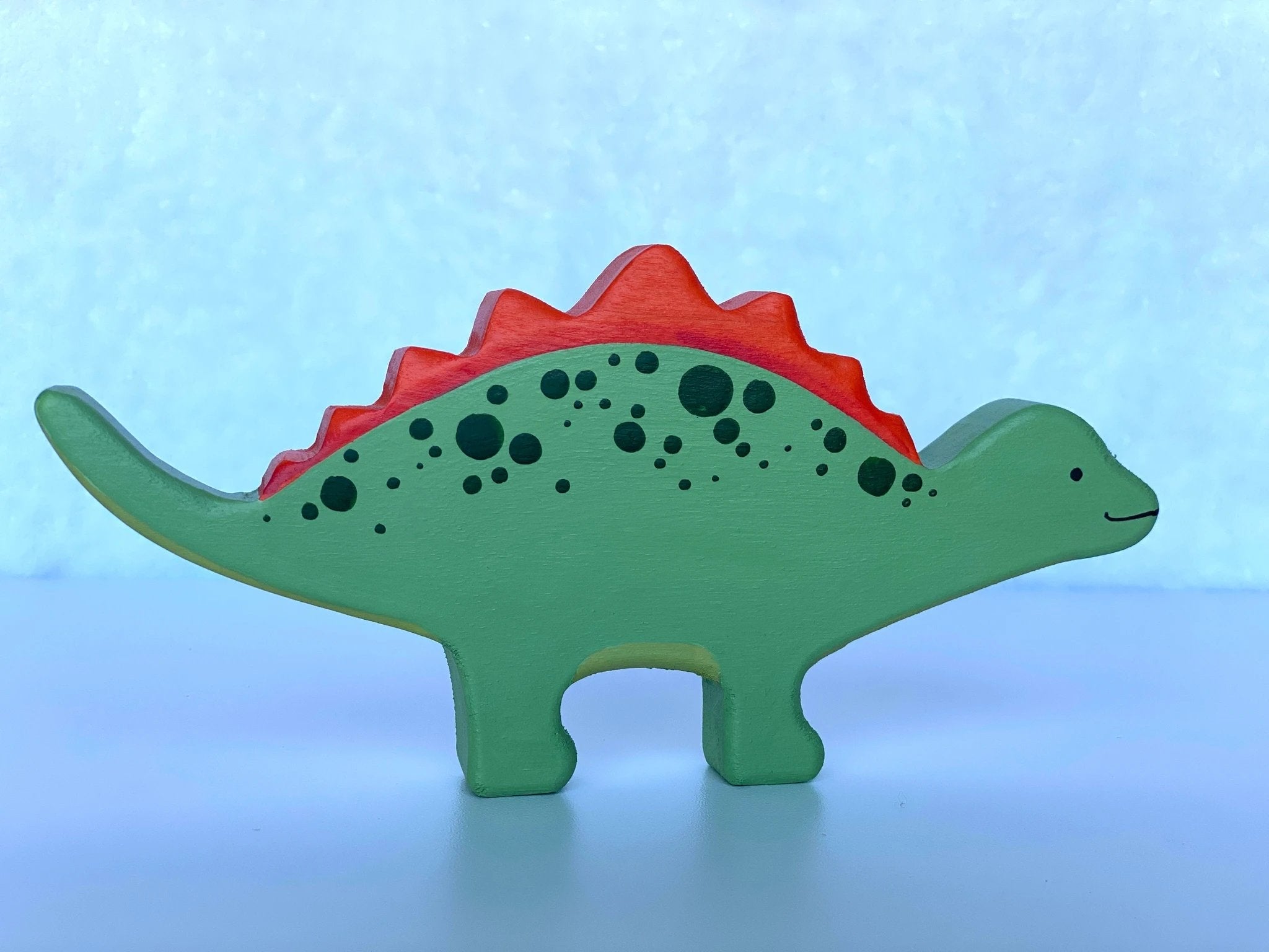 Wooden Dinosaur Set of 7 by PoppyBabyCo