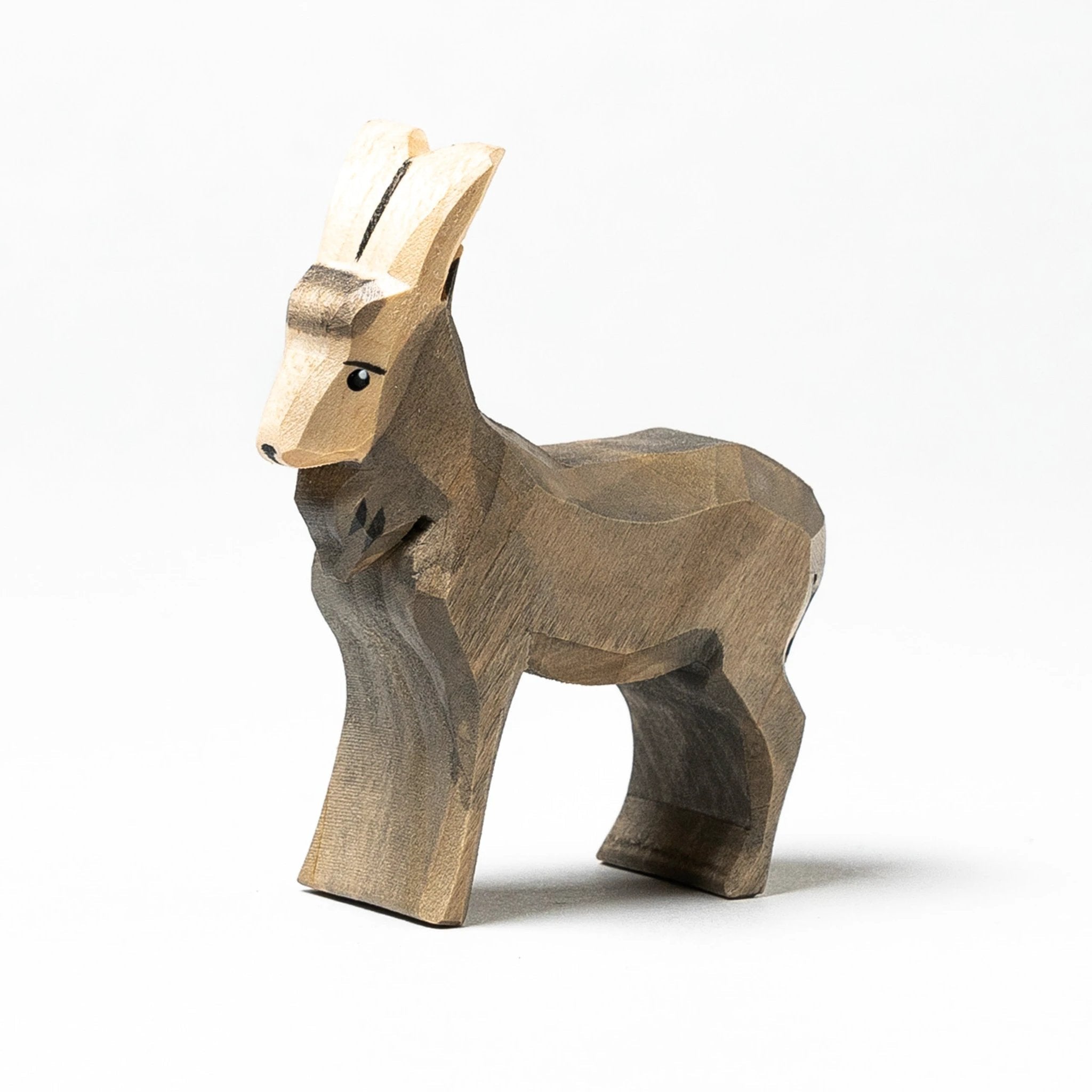 Wooden Farm Animal Toys by PoppyBabyCo
