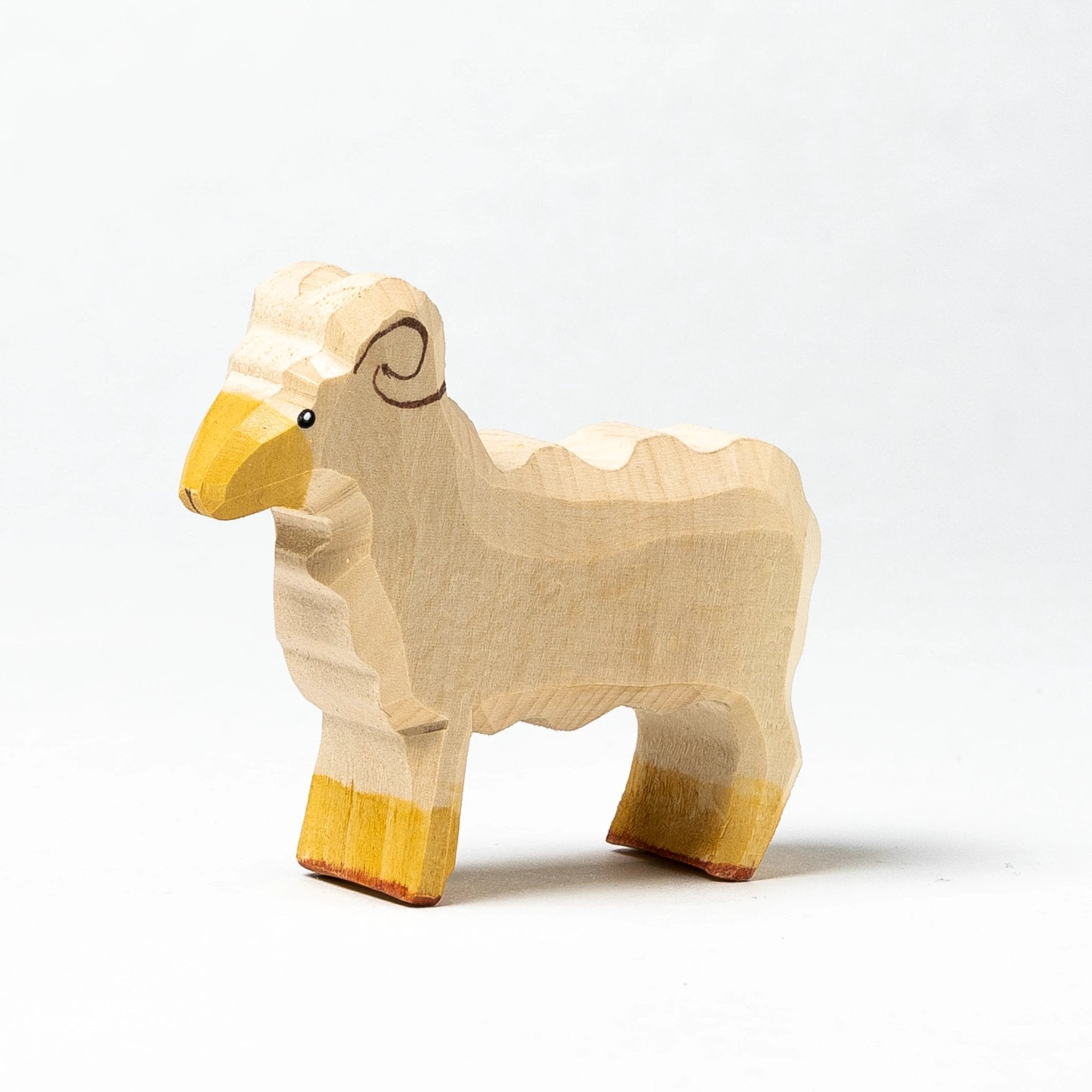 Wooden Farm Animal Toys by PoppyBabyCo
