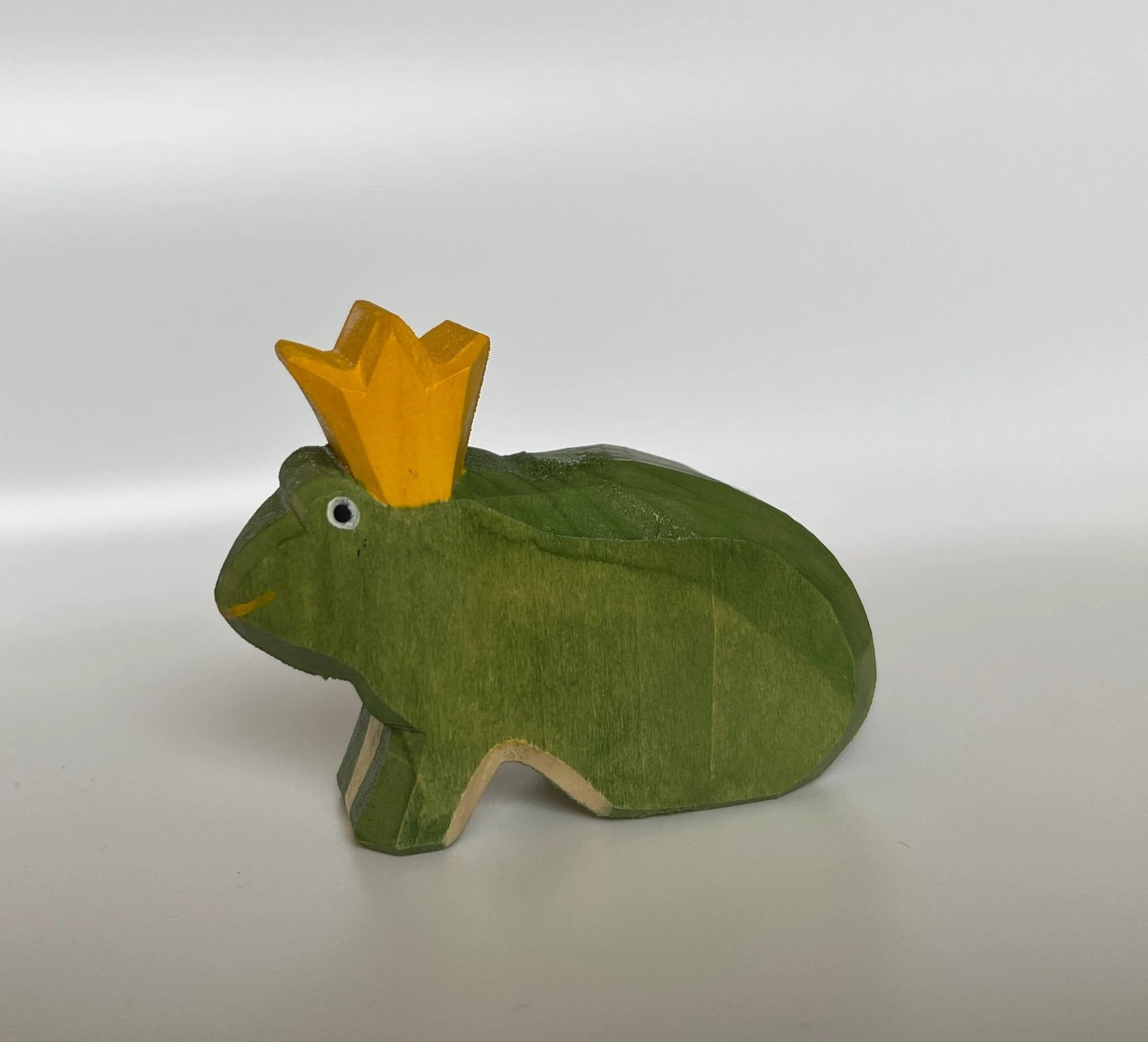Wooden Frog Toy by PoppyBabyCo