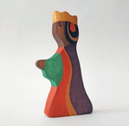 Wooden King and Queen figurines by PoppyBabyCo