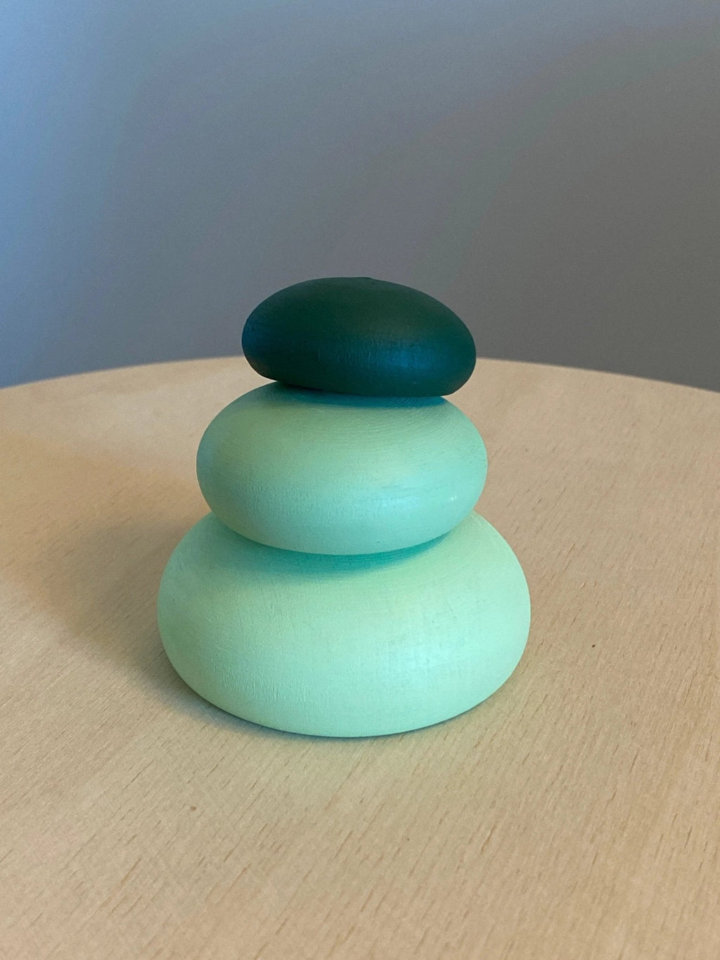 Wooden Stacking Pebbles by PoppyBabyCo