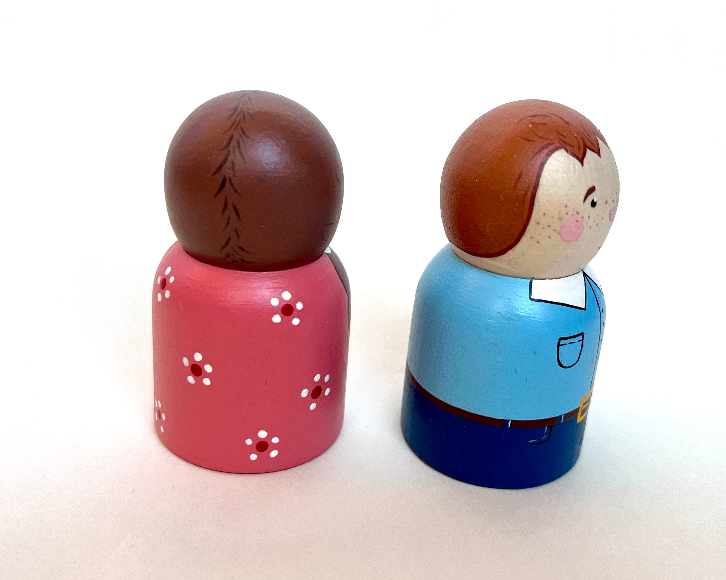 Handcrafted Wooden Peg Dolls – Boy and Girl Figurines for Imaginative Play