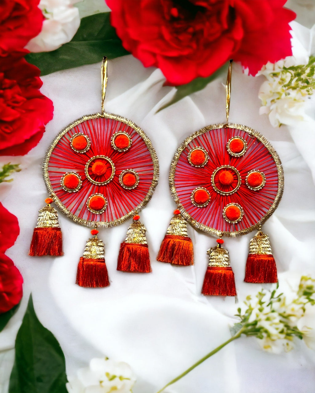 Woolen Ring with Tassels, Set of 2 Festive Decor La Vie Bien Woolen Ring with Tassels, Set of 2