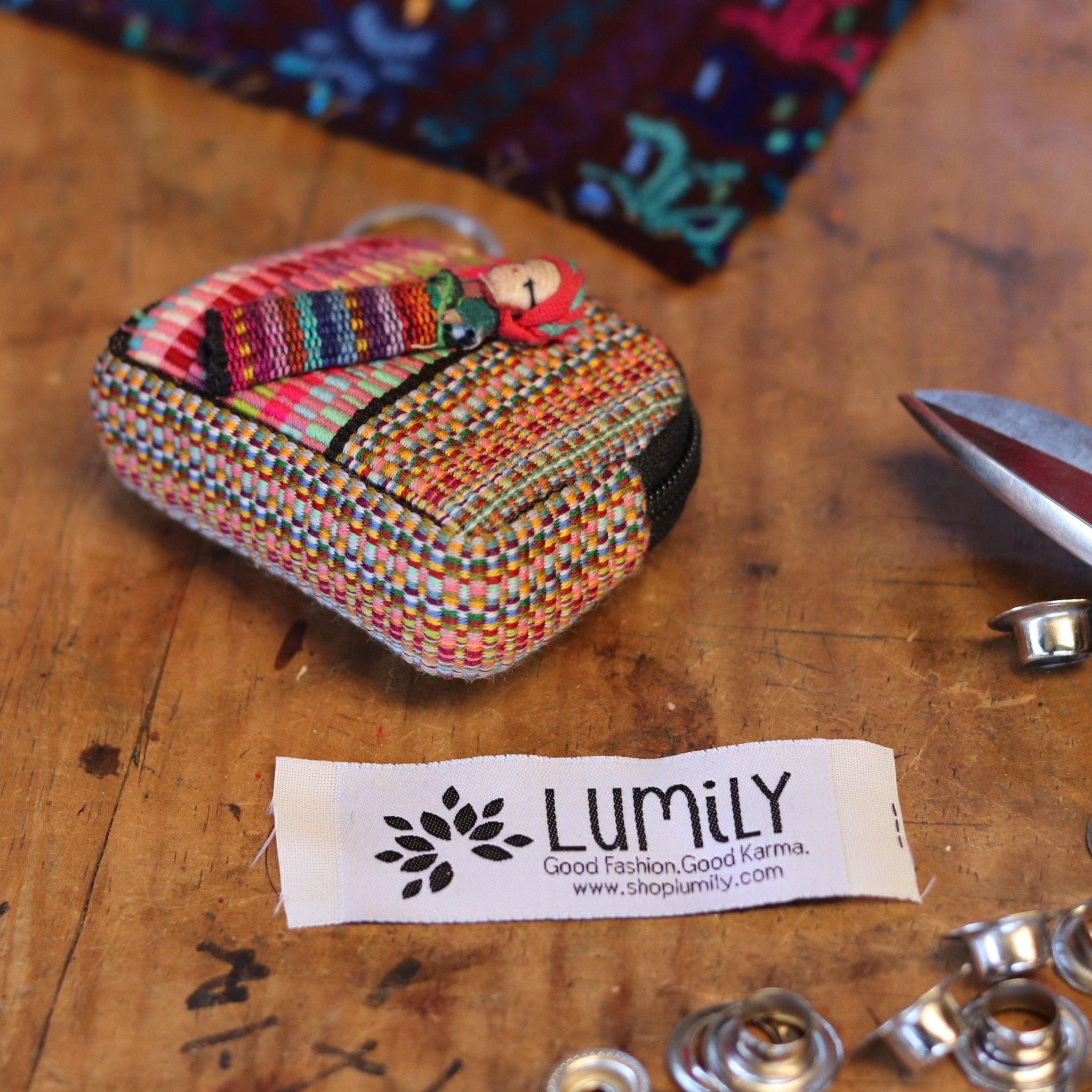 Worry Doll Tiny Bag Keychain | Coin Purse | AirPod Bag - Guatemala Bags La Vie Bien Worry Doll Tiny Bag Keychain | Coin Purse | AirPod Bag - Guatemala
