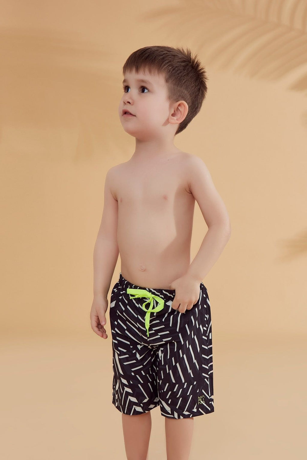 Woven Black Boys Shorts B2363 Erkek Çocuk Mayo La Vie Bien Woven Black Boys Shorts B2363