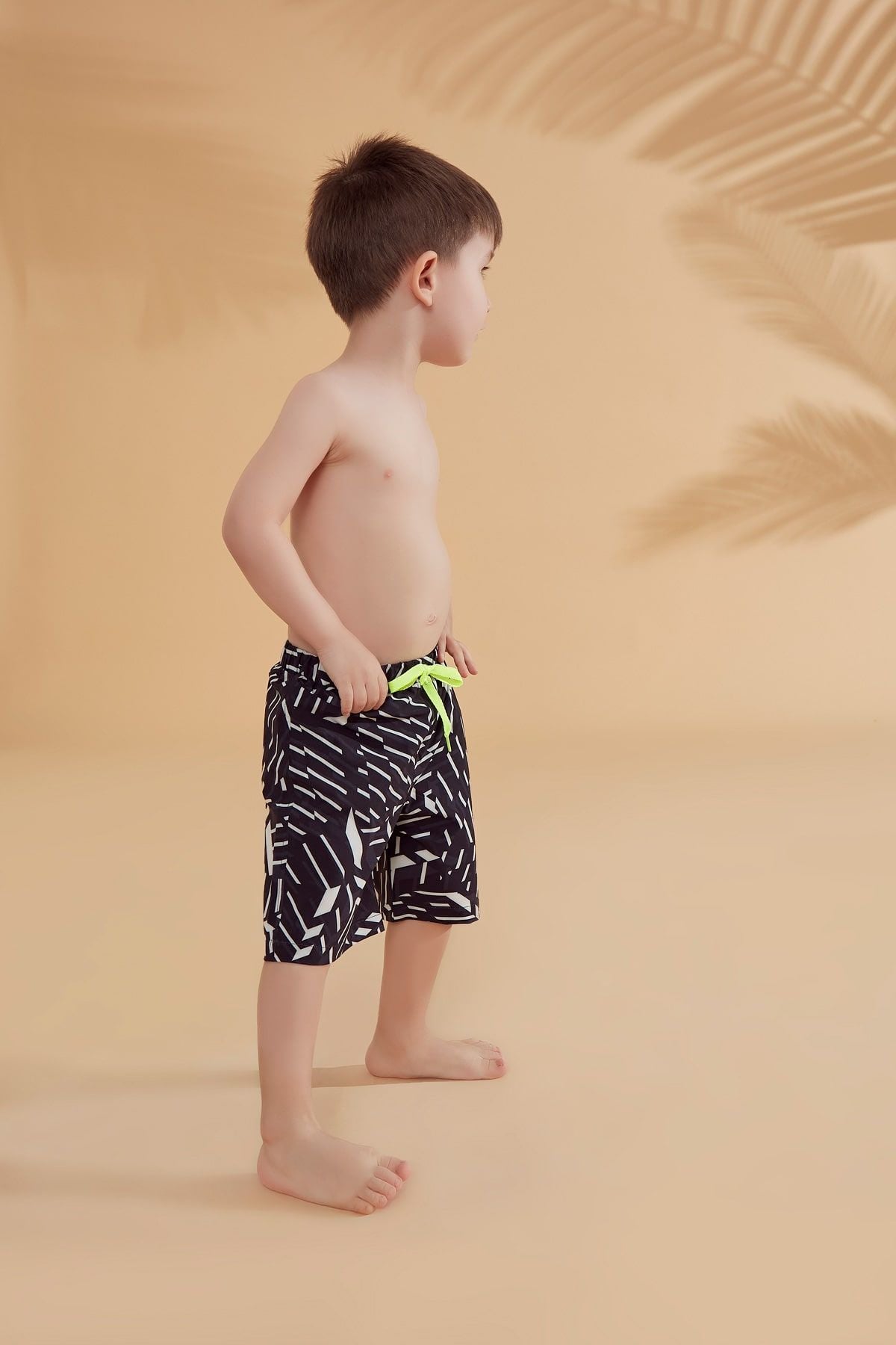 Woven Black Boys Shorts B2363 Erkek Çocuk Mayo La Vie Bien Woven Black Boys Shorts B2363