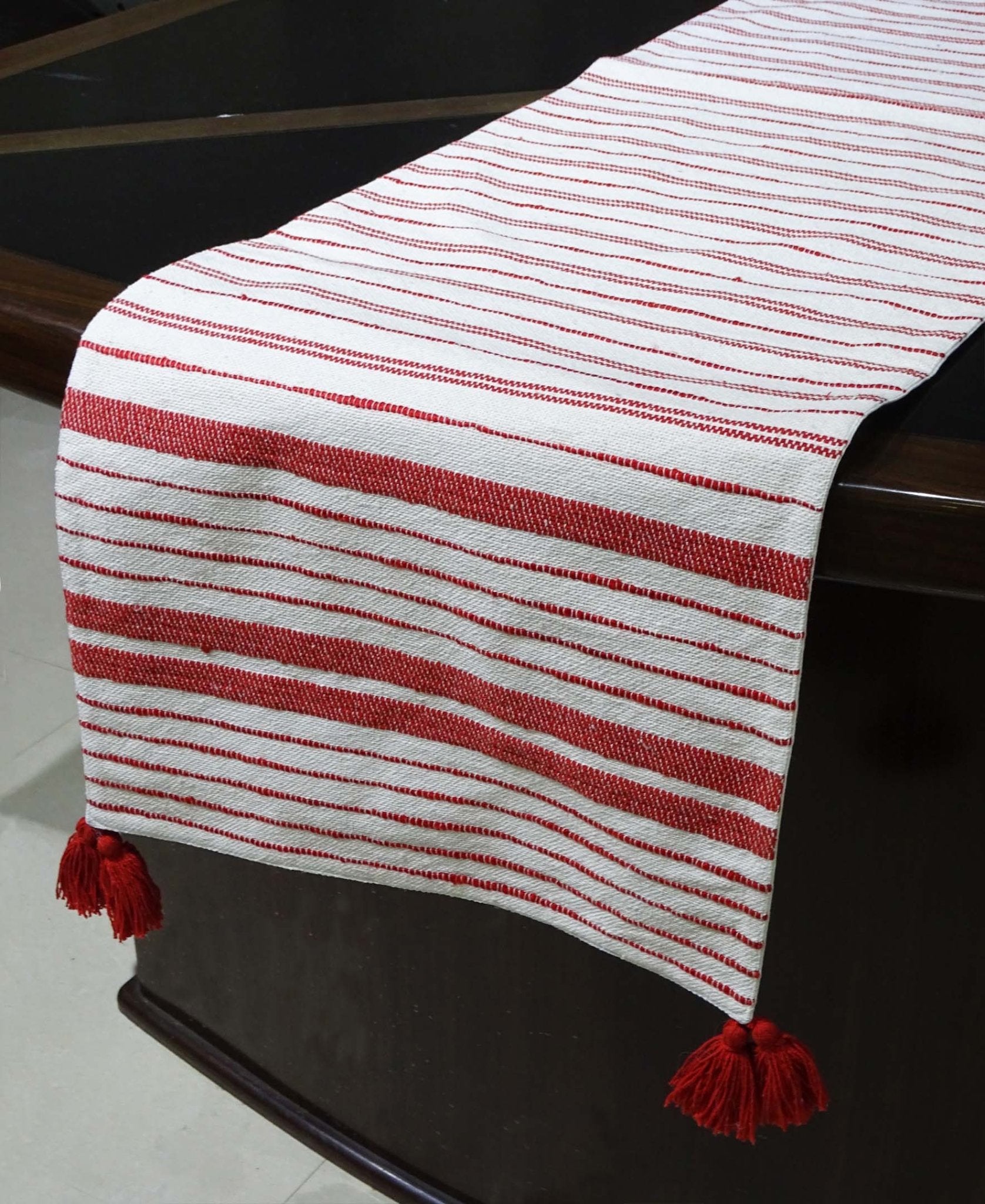 Woven Cotton Table Runner Off White and Red 16"x90" Dining Decor La Vie Bien Woven Cotton Table Runner Off White and Red 16"x90"