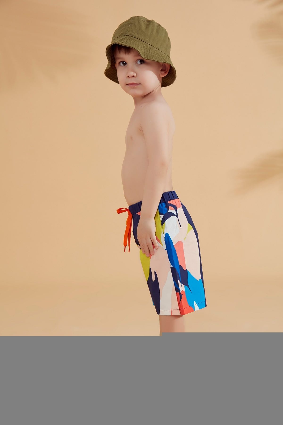 Woven Navy Boys Shorts B2360 Erkek Çocuk Mayo La Vie Bien Woven Navy Boys Shorts B2360