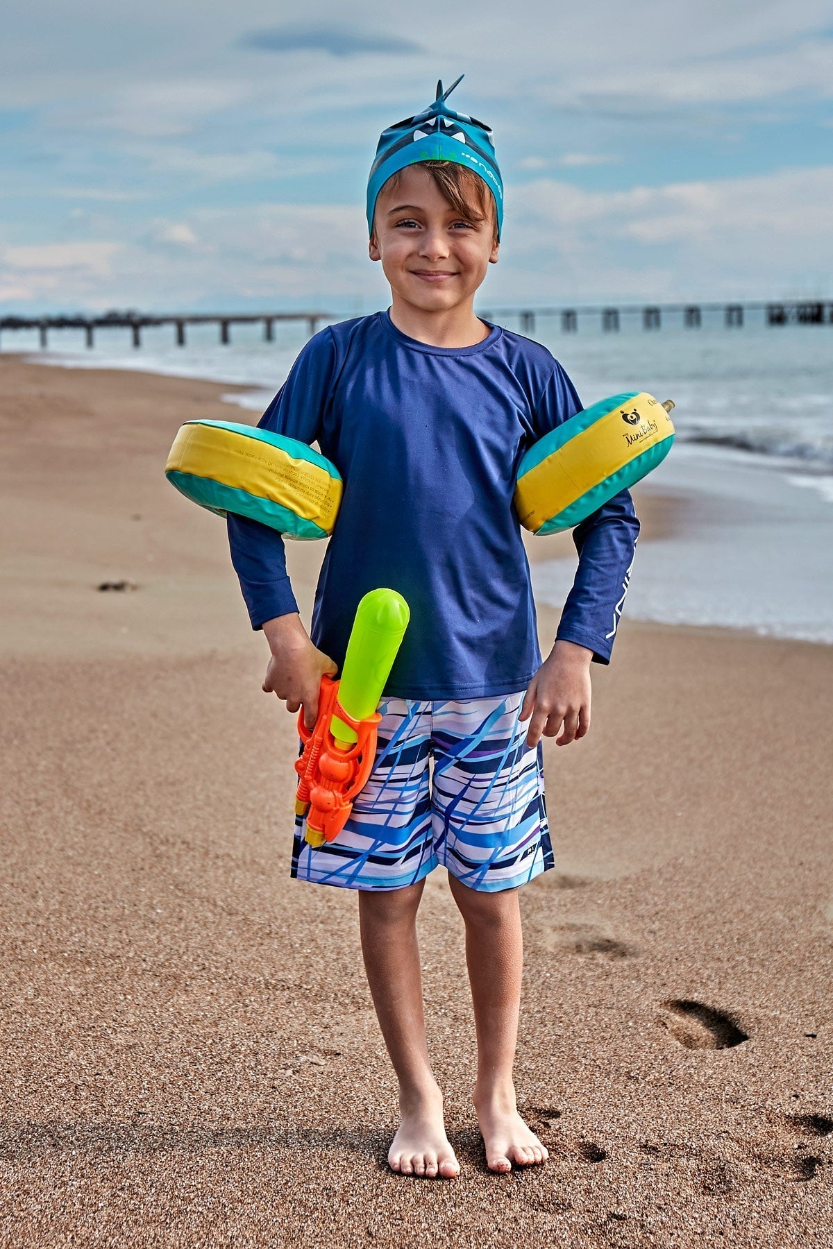 Woven Navy Boys Shorts B2430 Erkek Çocuk Mayo La Vie Bien Woven Navy Boys Shorts B2430