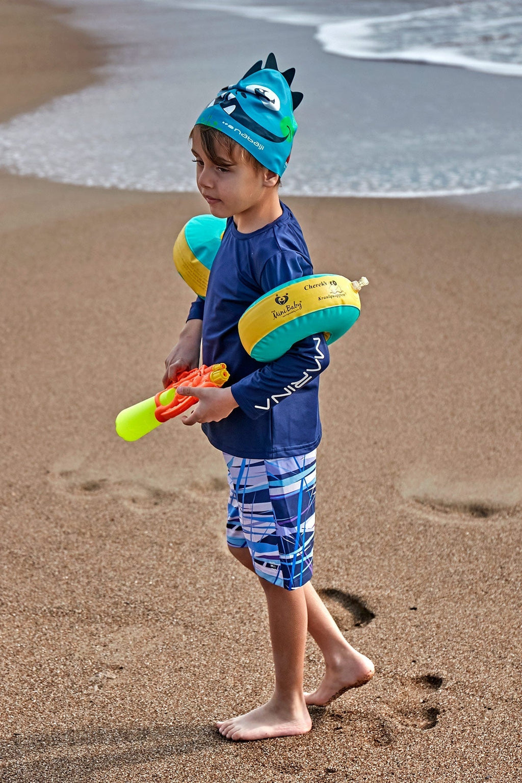 Woven Navy Boys Shorts B2430 Erkek Çocuk Mayo La Vie Bien Woven Navy Boys Shorts B2430