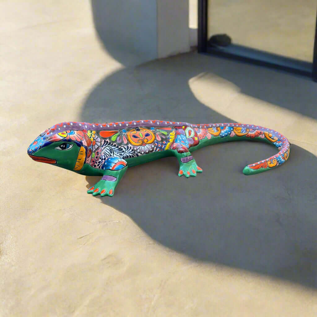 XL Talavera Iguana Statue | Hand - Painted Mexican Ceramic Art Talavera Statue La Vie Bien XL Talavera Iguana Statue | Hand - Painted Mexican Ceramic Art