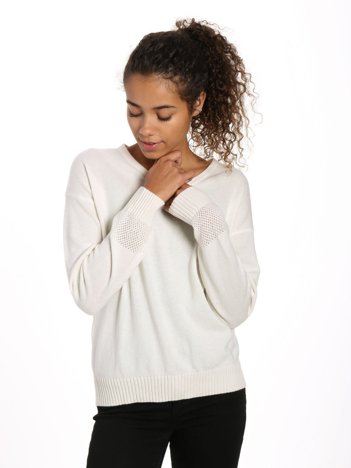Zainuno Moizni Women's 100% Cashmere V-Neck Sweater with Mesh Sleeve pullover-sweaters La Vie Bien Zainuno Moizni Women's 100% Cashmere V-Neck Sweater with Mesh Sleeve