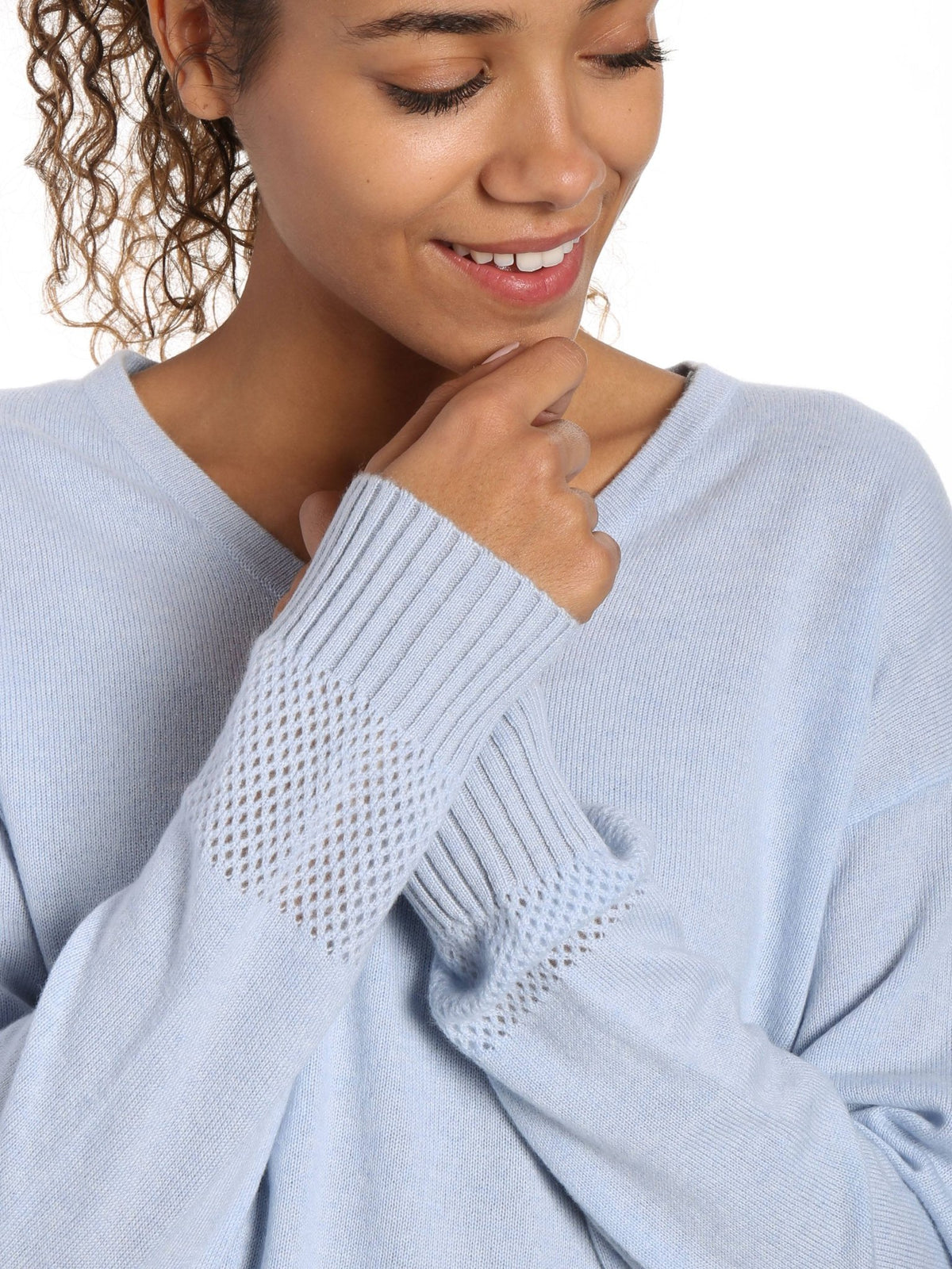 Zainuno Moizni Women's 100% Cashmere V-Neck Sweater with Mesh Sleeve pullover-sweaters La Vie Bien Zainuno Moizni Women's 100% Cashmere V-Neck Sweater with Mesh Sleeve