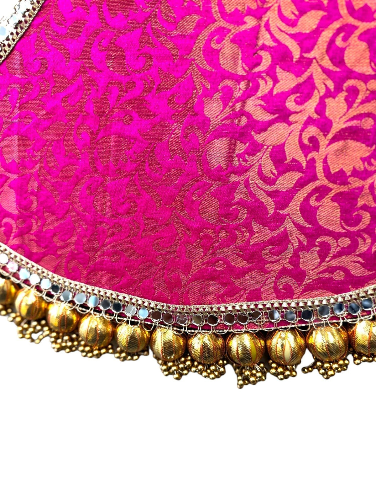 Zari & Gota Laris, Set of 2 Festive Decor La Vie Bien Zari & Gota Laris, Set of 2