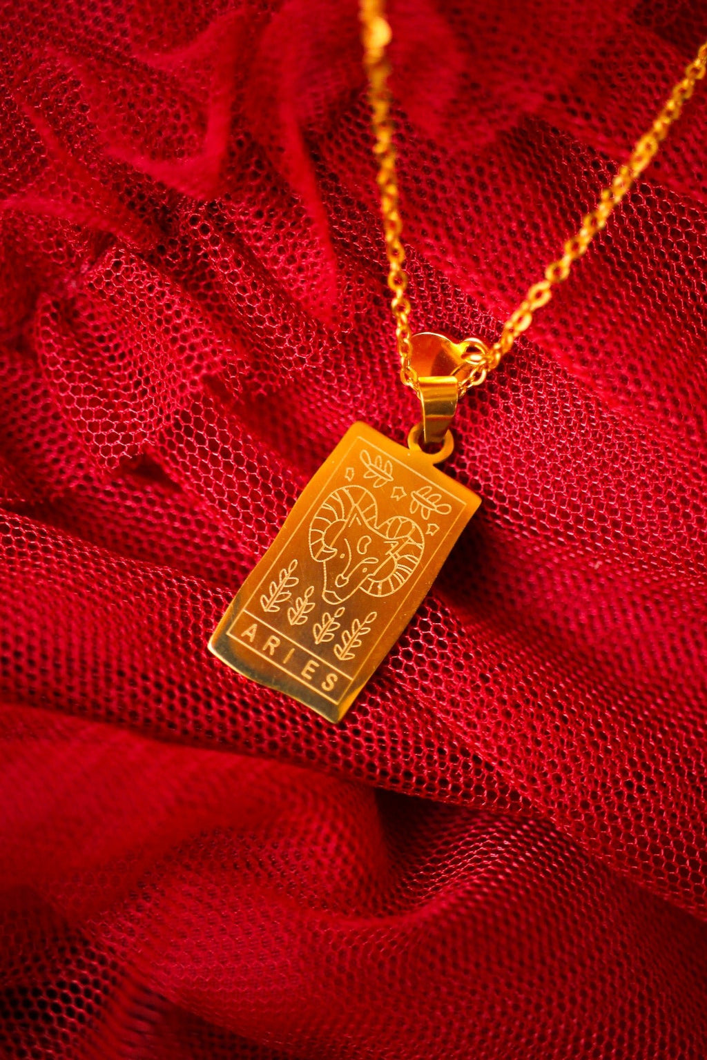 Zodiac Pendant Necklace Necklace La Vie Bien Zodiac Pendant Necklace